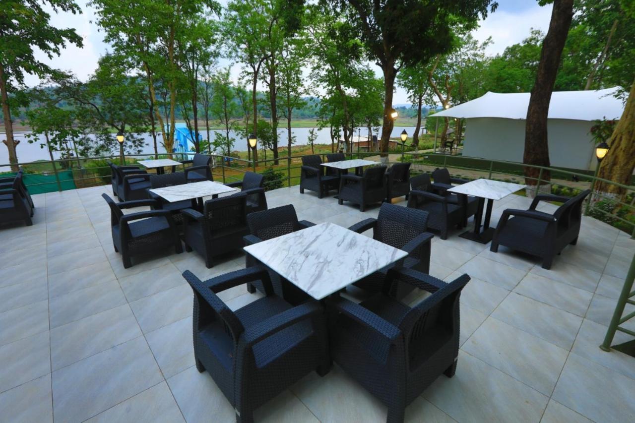 White Feather Resort Kauncha Silvassa Dış mekan fotoğraf