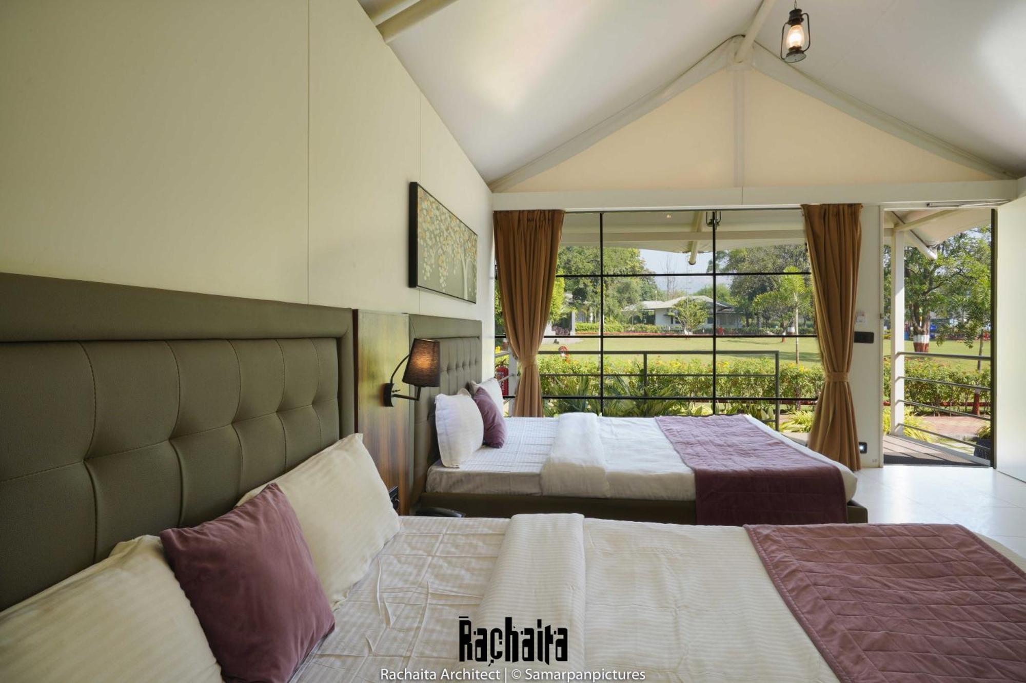 White Feather Resort Kauncha Silvassa Dış mekan fotoğraf