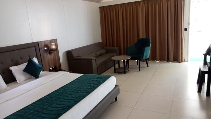 White Feather Resort Kauncha Silvassa Dış mekan fotoğraf