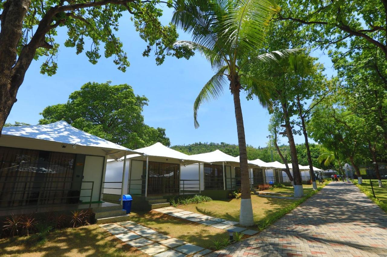 White Feather Resort Kauncha Silvassa Dış mekan fotoğraf